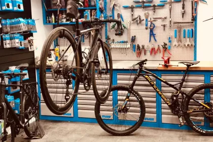 Bigger view of Herstelling en onderhoud fietsen bij Cyclingsports Drongen
